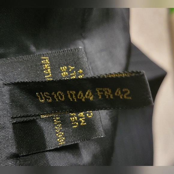 Donna Karan Essentials Gorgeous Trench Coat - Picture 8 of 10